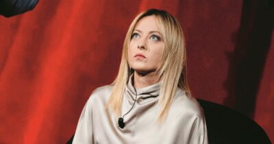 Copertina di Il “no” di Meloni a Trump: “L’Italia non invierà navi militari a Hormuz, sarebbe un passo verso il coinvolgimento”