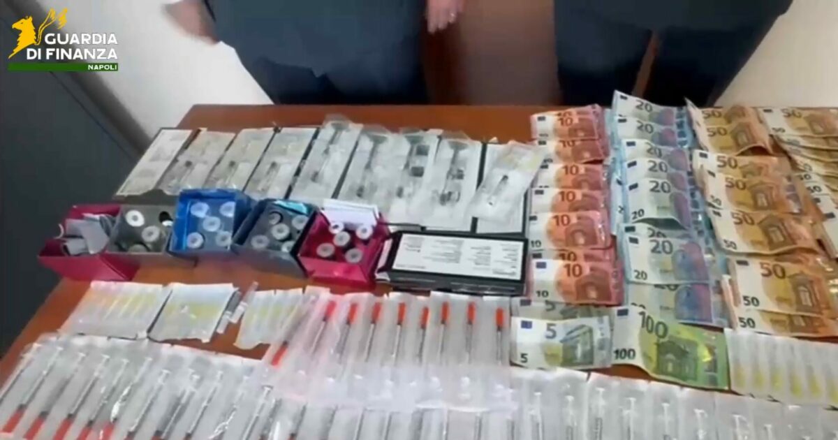 interventi di chirurgia estetica eseguiti in abitazioni private senza autorizzazioni otto persone denunciate a napoli da Ilfattoquotidiano.it interventi di chirurgia estetica eseguiti in abitazioni private senza autorizzazioni otto persone denunciate a napoli