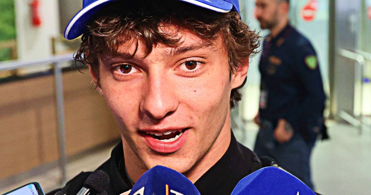 “Aveva 8 anni, dopo due giri fece il record della pista. Per Ferrari era ancora troppo piccolo”: così Kimi Antonelli ha scelto la Mercedes