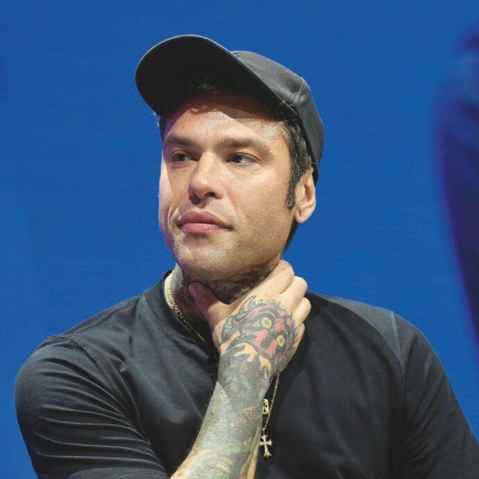 “Come immagino il mio funerale? Fortunatamente non me ne dovrò occupare io, ma ho messo in conto alcune cose. Per me non c’è nulla dopo la morte”: così Fedez: