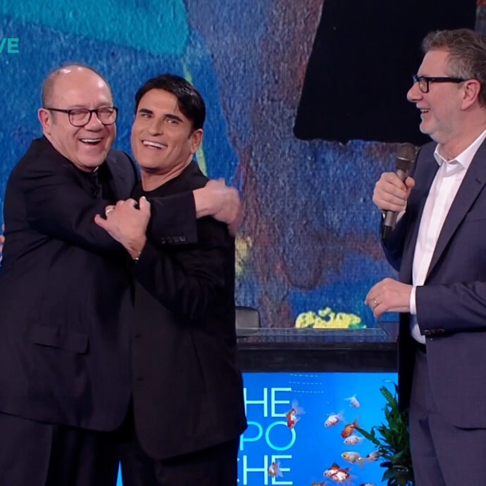 “È dal 1985 che non ci vedevamo. Ho avuto occhio, tutti quelli che tocco vincono Sanremo”: Carlo Verdone e Sal Da Vinci si rincontrano a Che tempo che fa dopo 40 anni