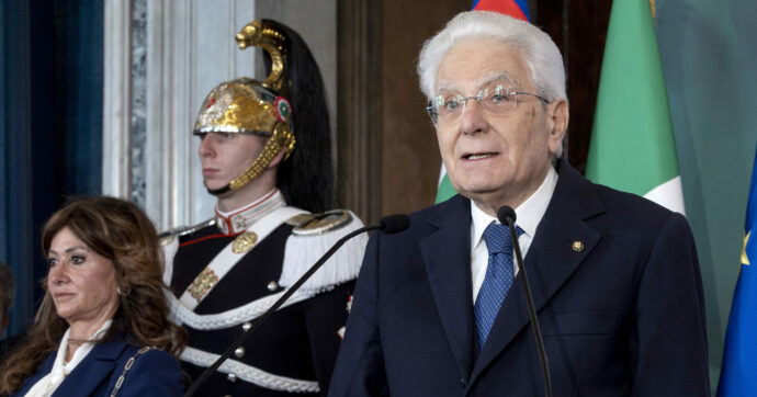 Mattarella: “La Costituzione presidio di diritti e responsabilità. Nei conflitti Carta e Onu punti di riferimento”