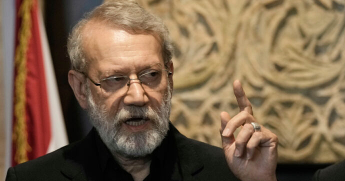 Ali Larijani, il super-ministro perno del regime di Teheran: coordinava servizi, politica estera e programma nucleare