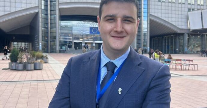 Huaweigate, interrogato per oltre quattro ore Andrea Maellare: è l’ex assistente dell’europarlamentare Martusciello