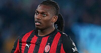 Copertina di Milan, Leao verso l’addio? I numeri impietosi in coppia con Pulisic e lo sfogo del portoghese su Instagram