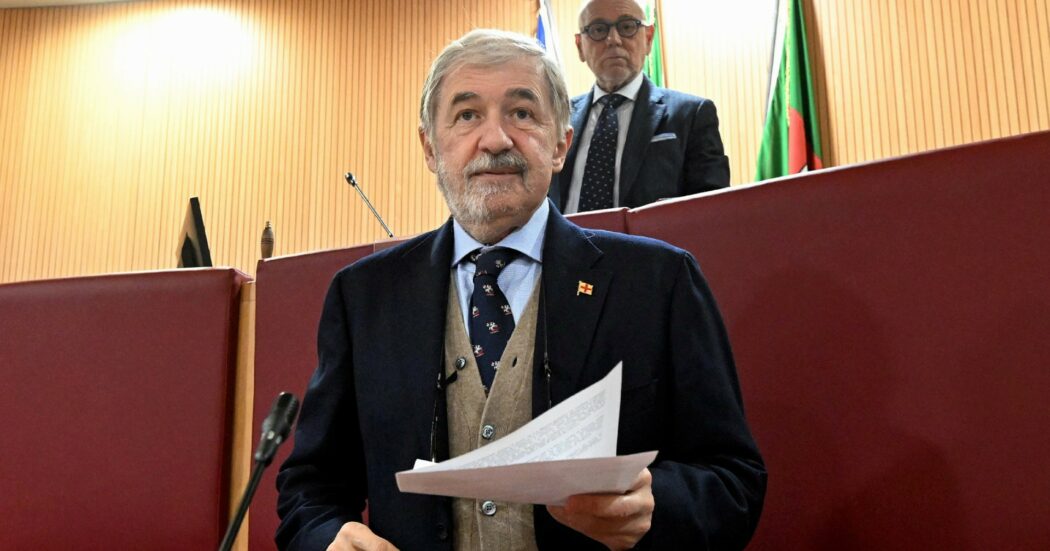 La difesa Bucci: “Niente censura” Il centrosinistra: “Inadeguato”