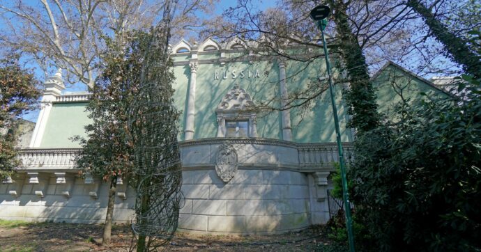 Il dossier della Biennale a Giuli sul Padiglione della Russia: “Non abbiamo violato le sanzioni”