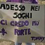 Copertina di “Non può entrare”: uno steward a Cremona nega un cartellone a Tommy, piccolo tifoso della Fiorentina. Poi le scuse