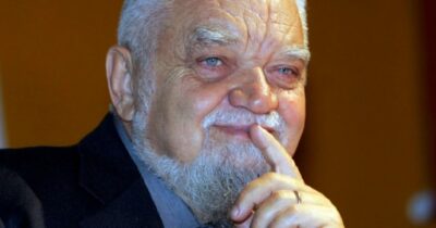 Copertina di Enzo Bianchi: “Il movimento pacifista si è indebolito. Da Papa Leone XIV avrei voluto una parola più chiara sui conflitti in corso”