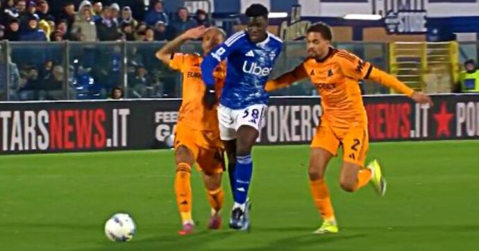 Dopo il caso Bastoni, gli arbitri giustificano la simulazione di Diao: “Da campo, per dinamica, quello di Wesley è un giallo sostenibile”