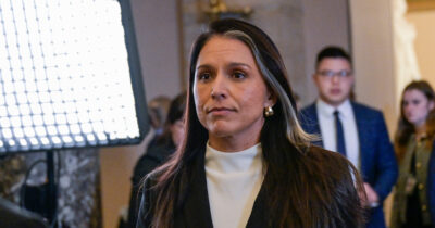 Copertina di Guerra all’Iran, Gabbard smentisce Trump: “Teheran non stava cercando di arricchire l’uranio”