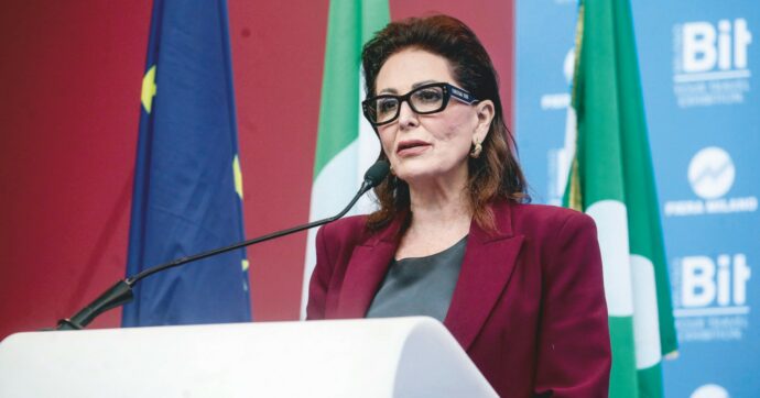 Insulti social: “L’indigente” Santanchè chiede 58mila € a un’anziana invalida