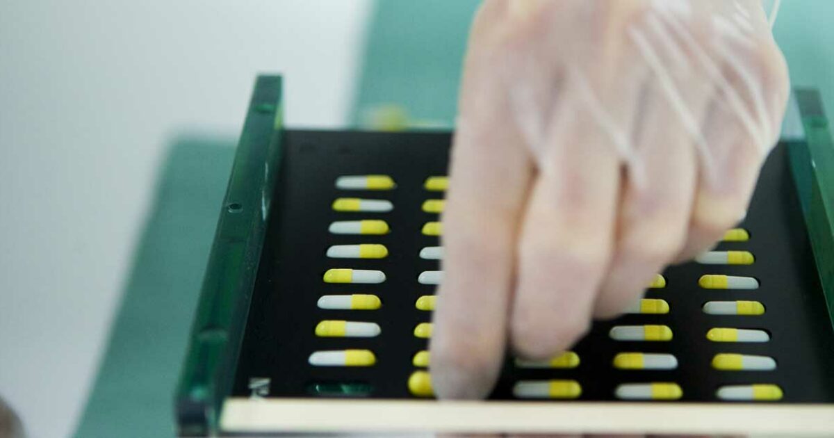 Allarme per le fabbriche del gruppo Teva: “Piano globale di taglio dei costi. Villanterio a rischio”