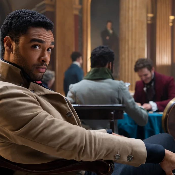 “C’è una possibilità che tu possa mai tornare in Bridgerton?”: la risposta di Regé-Jean Page (“l’uomo più bello del mondo”) spiazza i fan