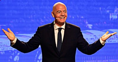 Copertina di Mondiali, Trump ‘minaccia’ l’Iran e Infantino continua a vivere in un universo parallelo: “Il potere del calcio per promuovere la pace”