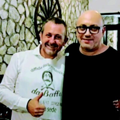 Copertina di Delmastro conosceva il padre della socia (condannato per mafia) almeno 14 mesi prima di entrarci in società. Ecco cosa non torna