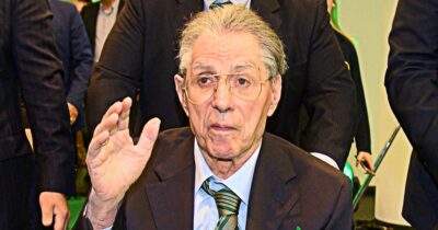 Copertina di È morto Umberto Bossi: il fondatore della Lega aveva 84 anni