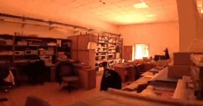 Incendiata fabbrica di armi israeliana in Repubblica Ceca. Un gruppo rivendica l’attacco: “Faremo tutto il necessario”