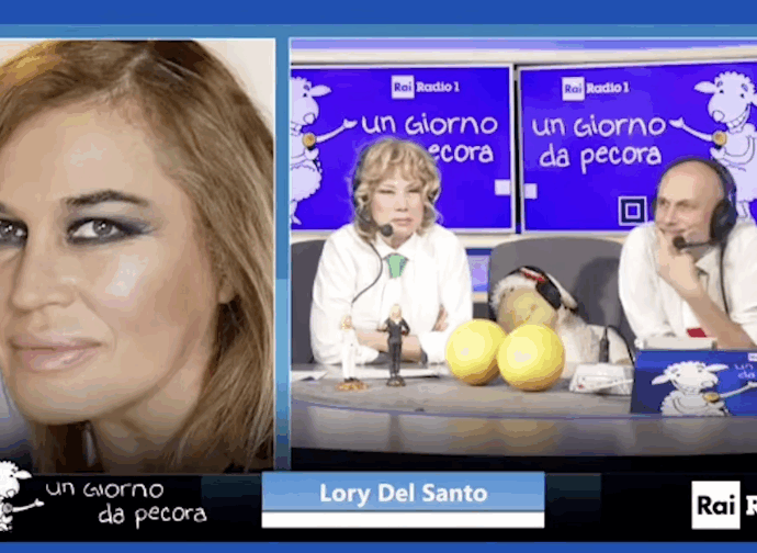 “Giorgia Meloni è sexy, è una piccola Ornella Muti, ha un visino dolce”: Lory Del Santo senza freni a “Un Giorno da Pecora”