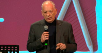 Copertina di Referendum, Gomez: “Tra la Costituzione riscritta coi piedi da Nordio e quella di Calamandrei, scelgo la seconda”