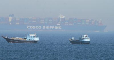 Copertina di Su Hormuz la Nato  va in pezzi, dagli Usa partono altri marines