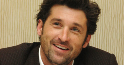 Copertina di “Il successo di Grey’s Anatomy? Mi ha costretto a diventare casalingo. A volte uscire in famiglia è difficile con i fan che oltrepassano il limite”: così Patrick Dempsey