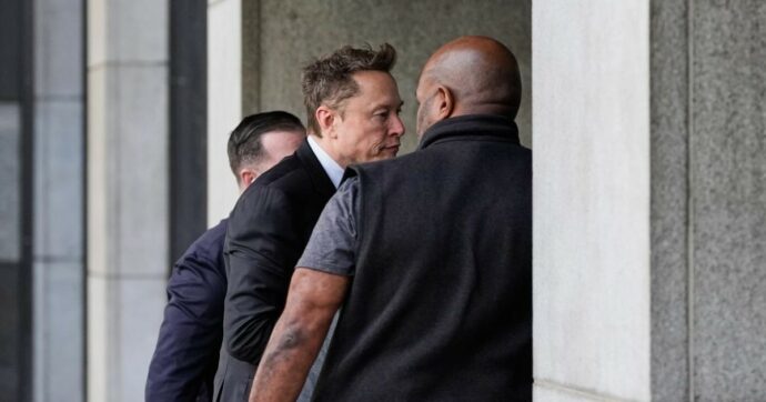 Elon Musk condannato per aver fuorviato gli investitori sull’acquisto di Twitter con i suoi post