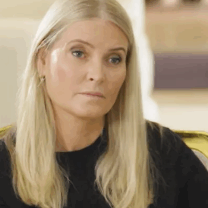 “Sono stata manipolata e ingannata. Quando accade non te ne accorgi”: la principessa di Norvegia per la prima volta in tv sul suo incontro con Jeffrey Epstein