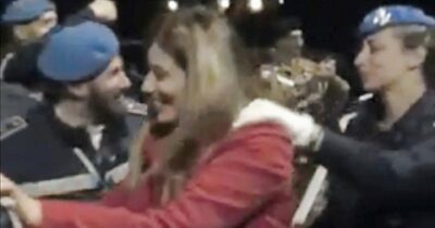 Copertina di Festa della Penitenziaria, fanno il trenino  alla festa:  agenti sanzionati, la dirigente Di Domenico no