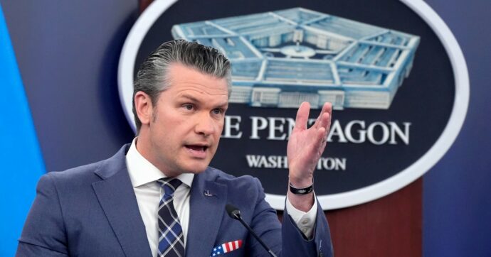Operazione Epic Fury “voluta da Dio”. Hegseth e l’ultimo slogan coniato dal crociato di Donald
