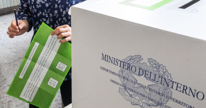 Referendum, boom dell’affluenza: alle ore 23 è al 46%. Il dato più alto in Emilia-Romagna, in coda la Sicilia