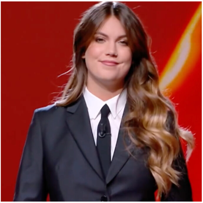 “Mio nonno Fabrizio De André diceva le parolacce a quattro anni, Paolo Villaggio era adolescente e lo sgridava. Poi sono diventati amici”: parla Alice