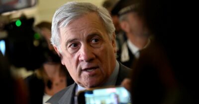 Copertina di Tajani: “C’è clima di tensione per sinistra e anarchici”