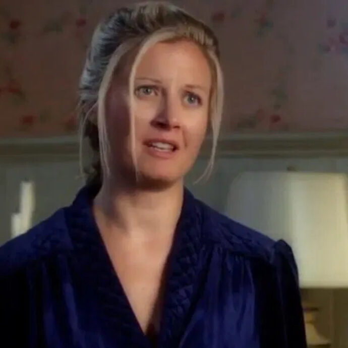 È morta Carrie Anne Fleming: l’attrice di “Masters of Horror” di Dario Argento, “iZombie” e “Supernatural” era malata di tumore al seno