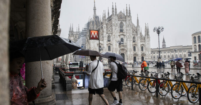 Torna il freddo sulla Penisola: le temperature crollano di oltre 10°C, rovesci e neve a quote bassissime