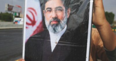 Copertina di Libano, ambasciatore iraniano via dal Paese. Ma il governo è diviso. Un milione di sfollati