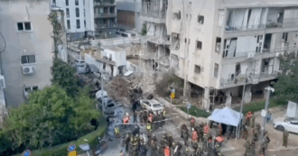 Copertina di Missile iraniano con 100 chili di esplosivo colpisce diversi edifici a Tel Aviv: l’esplosione squarcia le facciate