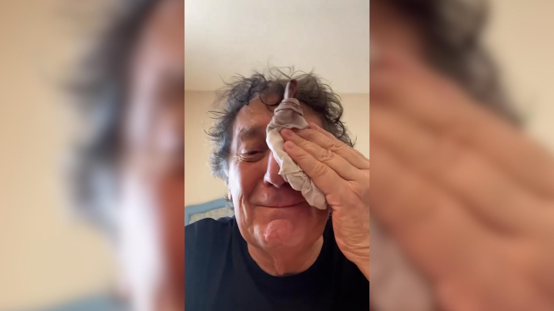 Enzo Iacchetti in lacrime: “Dovrei essere felice perché ha vinto il No, ma a me dispiace per Bocchino…che figura di me**a”. L’ironia per il Referendum