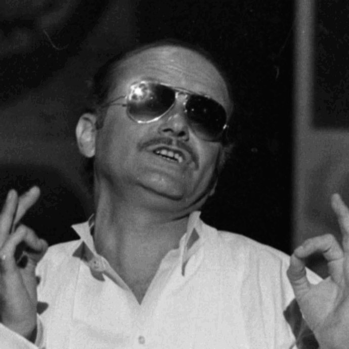 “Ho detto a un convegno di medici che per vent’anni ho scolato una bottiglia al giorno, assunto doghe, fumato due pacchetti di sigarette. Essere vivo? Culo”: quella volta che Gino Paoli parlò ai geriatri