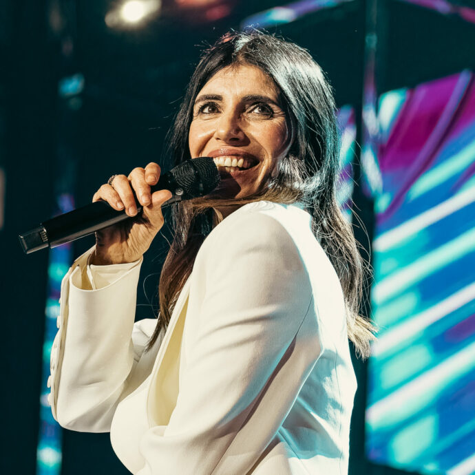 Giorgia: “La mia dedica alla fan Laura, scomparsa dopo una malattia. Era fichissima, ci legava un affetto profondo. Volevo fermarmi per riposare ma farò il tour estivo, un evento con ospiti e arriverà nuova musica”