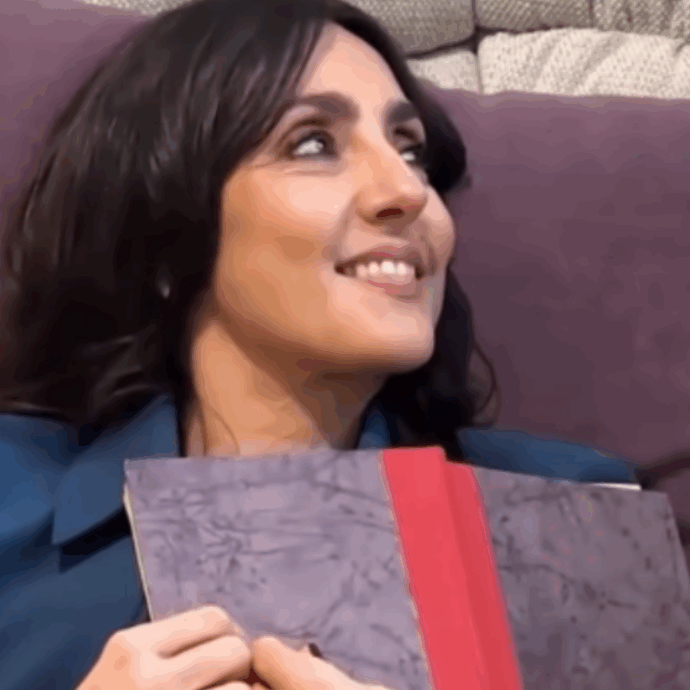 Ambra Angiolini e Pico Cibelli escono allo scoperto: il bacio su Chi