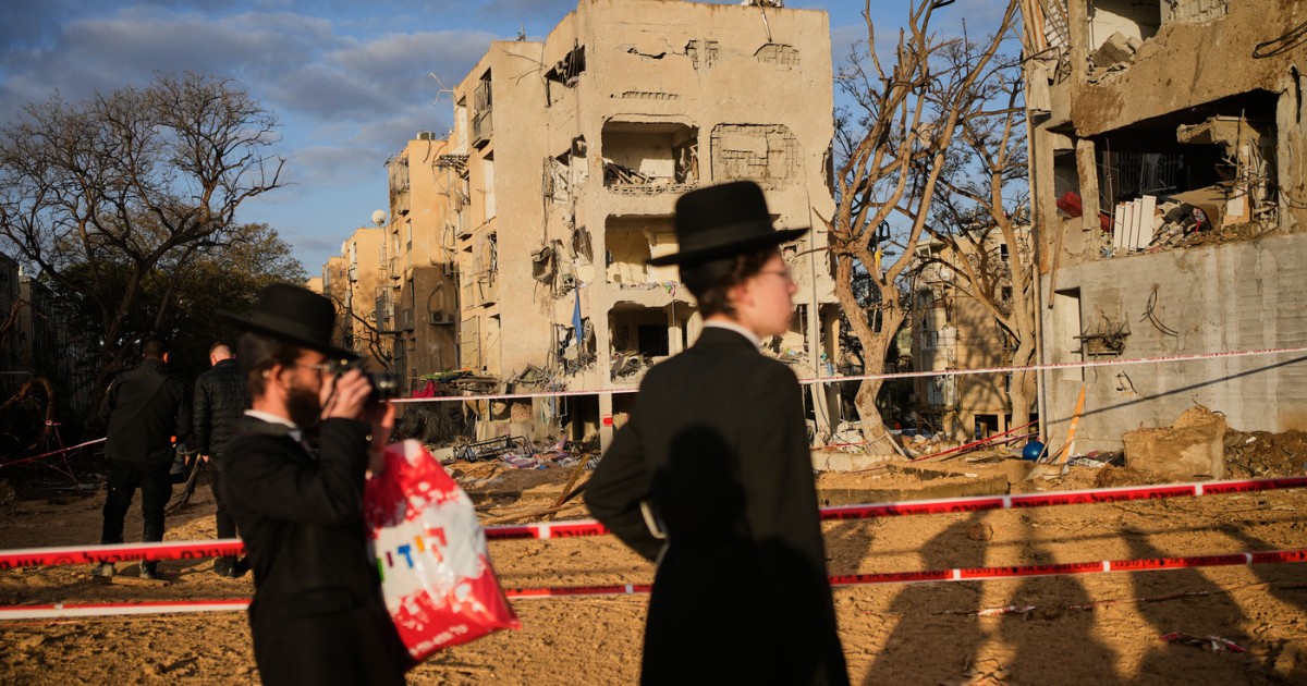 Le bombe a grappolo dell’Iran su Israele: così Teheran vuole massimizzare i danni e risparmiare sull’arsenale già ridotto