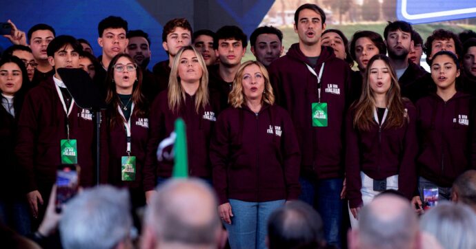 “Una leggerezza”, “lavorano bene”:  Così la premier difendeva i suoi