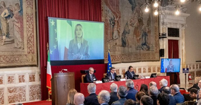 Lotta all’evasione, nel 2025 recuperati dall’Agenzia delle Entrate 29 miliardi: “Nuovo record”. Meno entrate dalle rottamazioni