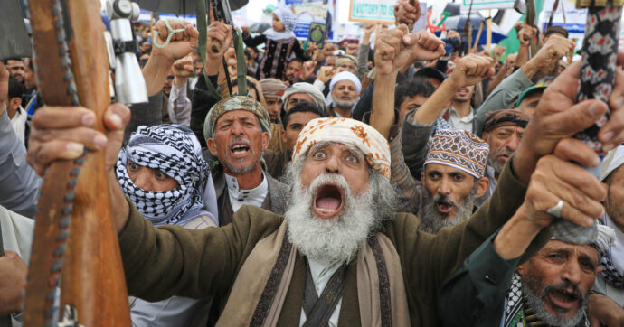 Iran: “Inviata la risposta al piano di pace Usa”. Trump: “Non so se vogliamo veramente un accordo”. Houthi pronti a unirsi alla guerra