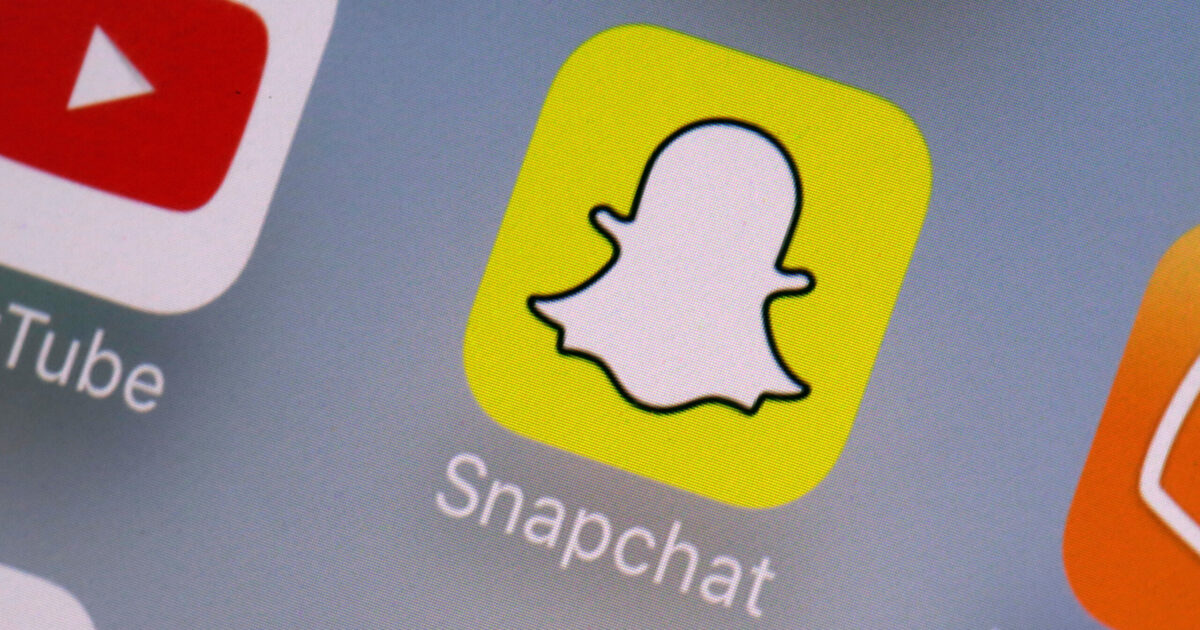 Si finge 17enne su Snapchat per adescare undicenne: arrestato 36enne vicentino