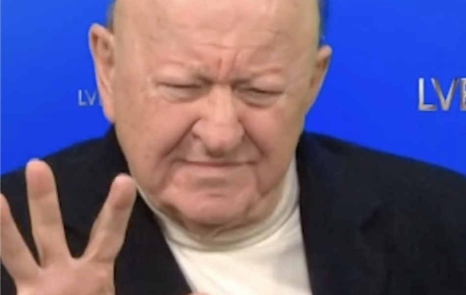 “Gino Paoli per me è ancora vivo, non è fra gli angeli. Quelli della mia generazione stanno prendendo un treno, senza biglietto di ritorno. È triste”: Massimo Boldi scoppia a piangere