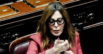 Copertina di “Abbiamo chiamato Santanchè, facciamo  il nostro bacino di voti”