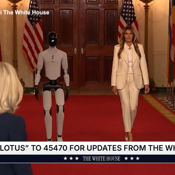 Melania Trump sfila alla Casa Bianca con un robot: così l’umanoide accoglie i partecipanti all’evento sull’AI – Video