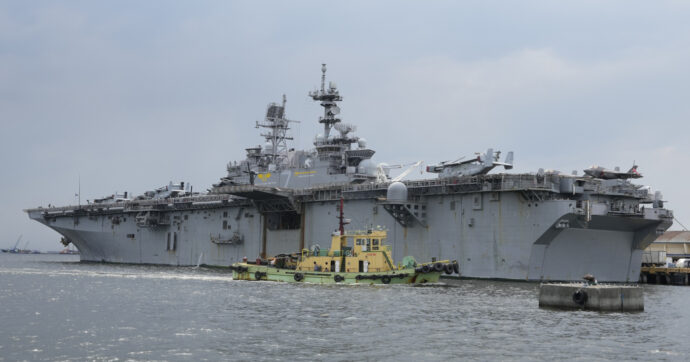 Iran, Wsj: “In raid iraniano contro base Usa in Arabia danneggiato un aereo-sentinella”. Arrivati in Medio Oriente 2.500 marines